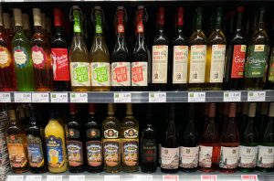 Das Glühwein- und Heißgetränkesortiment bei EDEKA Deckenbach in Obertshausen lässt keine Wünsche offen