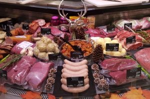 Weihnachten kann kommen mit den Spezialitäten von der Frischetheke bei EDEKA Deckenbach in Obertshausen