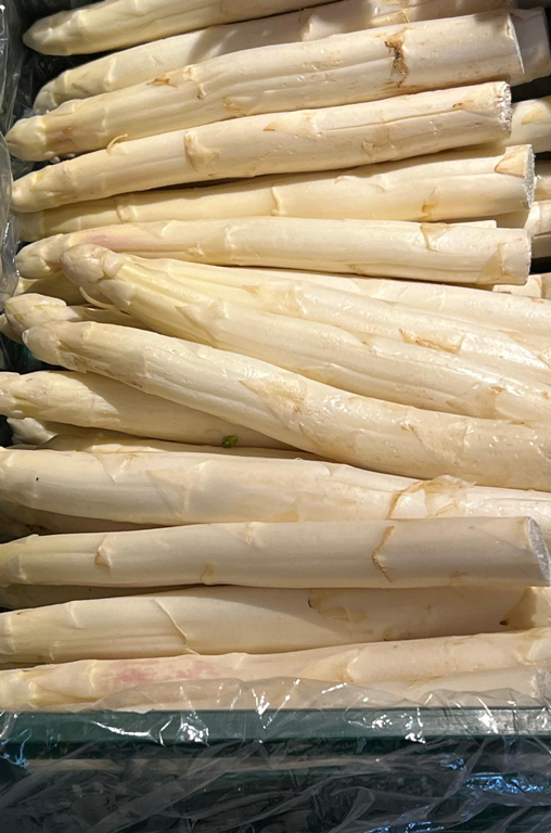 Abbildung regionaler Spargel unverpackt und lose