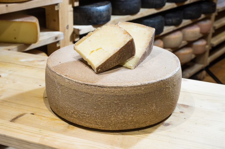 Gereifter Käse im Hungener Gewölbekeller