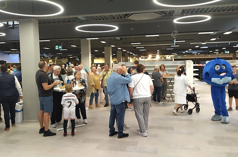 Großer Andrang herrschte beim Baustellenfest der neuen EDEKA-Deckenbach-Filiale in der Königsberger Straße in Obertshausen