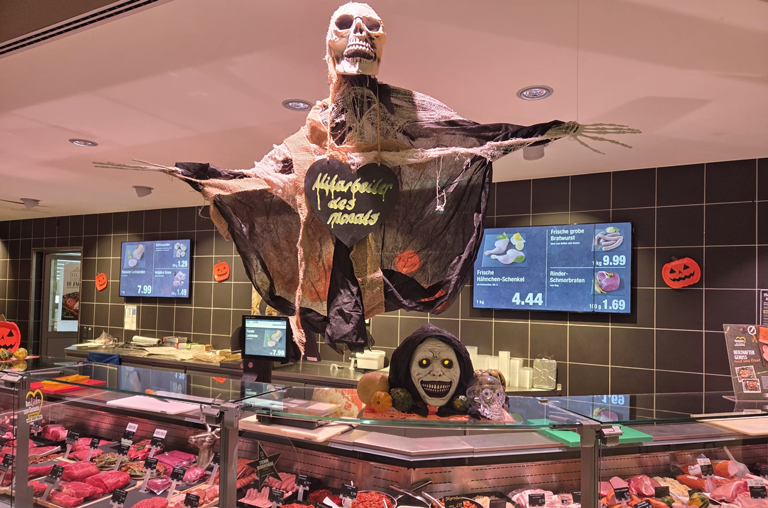 In den EDEKA-Deckenbach-Filialen in Obersthausen warten zahlreiche gruselige Köstlichkeiten passend zu Halloween